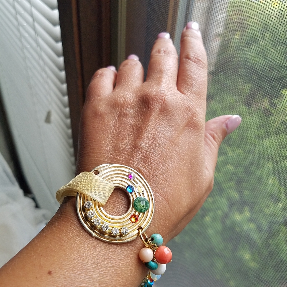 Swarovski Elements Gold Tone Multimedia Bracelet NEW - Picture 3 of 17